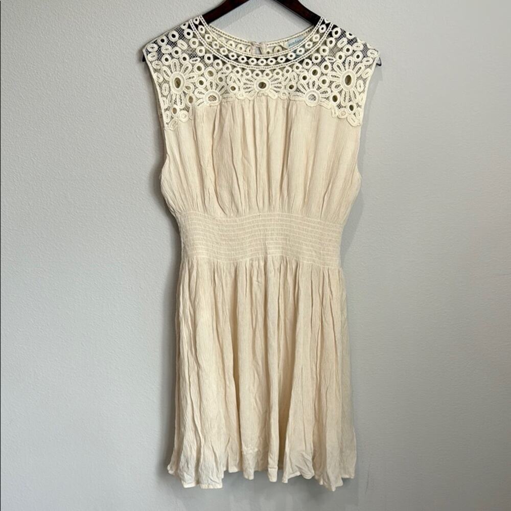 Sundance Cream and Lace High Neck Sleeveless Lined Dress Size S